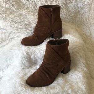 Excellent condition Boots